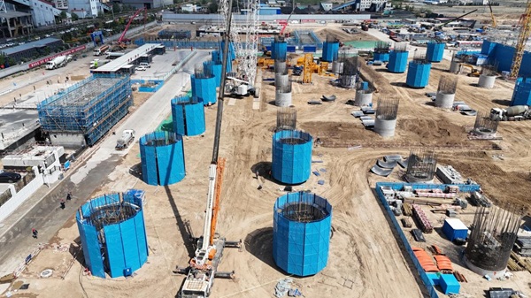 writer_1 - 副本.jpeg writer_1 - 副本.jpeg